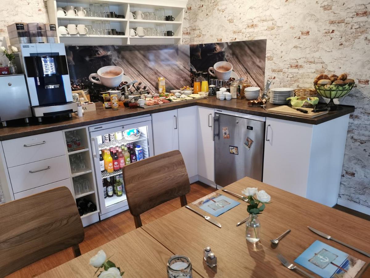 Gaestehaus Arkona Toenning Ngoại thất bức ảnh